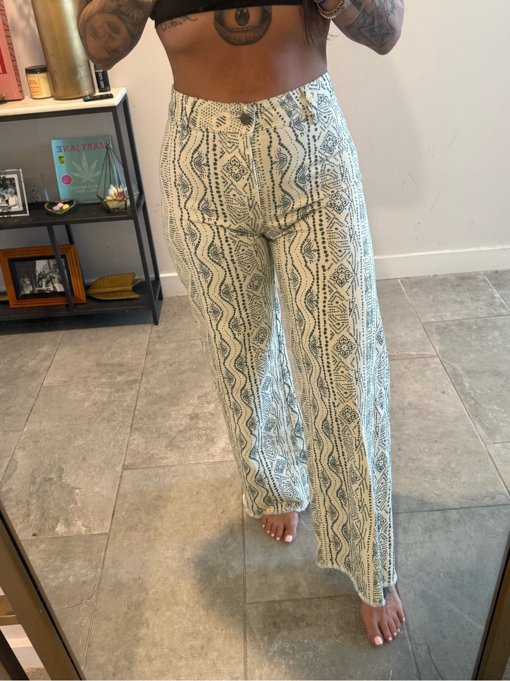 Maison Hotel- Woven Pattern Wide-Leg Jeans - Cream with Dark Green Print
